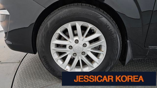 2014 KG Mobility Korando Turismo - Thumbnail 7