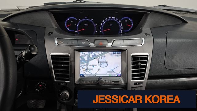 2014 KG Mobility Korando Turismo - Thumbnail 19