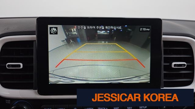 2020 Hyundai Venue - Thumbnail 2