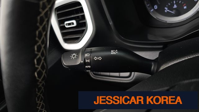 2020 Hyundai Venue - Thumbnail 7