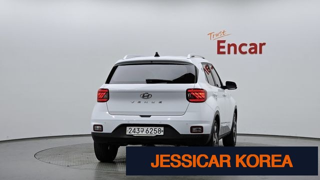 2020 Hyundai Venue - Thumbnail 15