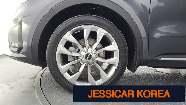 2023 Kia Sorento 4th Gen - Thumbnail 9