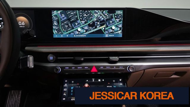 2025 Hyundai Grandeur (GN7) - Thumbnail 2