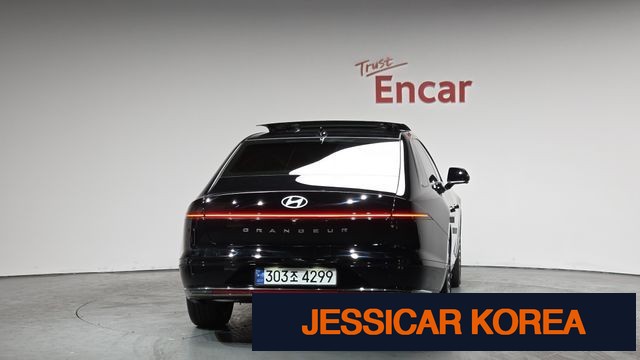 2025 Hyundai Grandeur (GN7) - Thumbnail 15