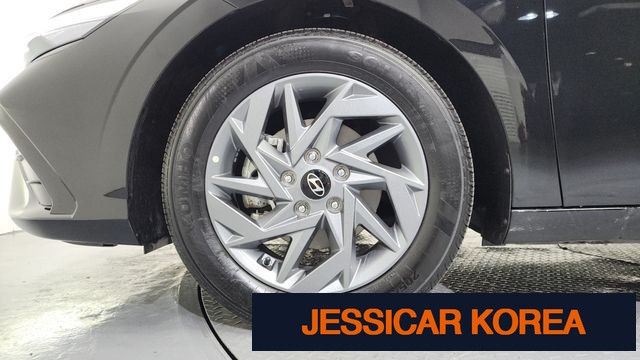 2025 Hyundai The New Avante (CN7) - Thumbnail 5