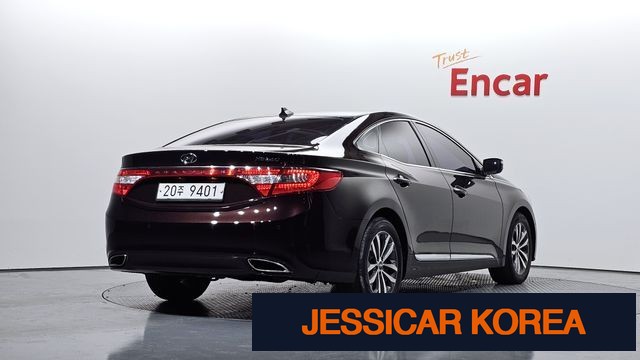 2012 Hyundai Grandeur HG - Thumbnail 11
