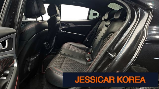 2018 Genesis G70 - Thumbnail 16