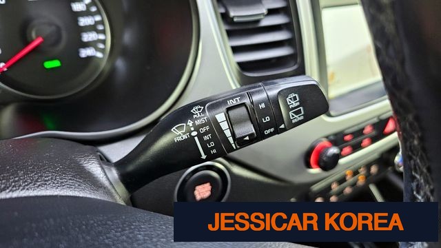 2018 Kia The New Karen's - Thumbnail 18