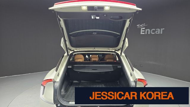 2022 Kia EV6 - Thumbnail 15