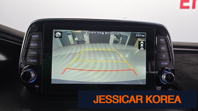 2020 Hyundai Santa Fe TM - Thumbnail 3