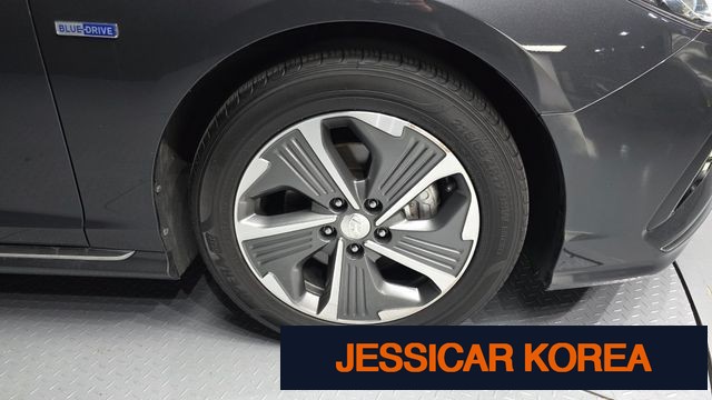 2018 Hyundai Sonata New Rise Hybrid - Thumbnail 9