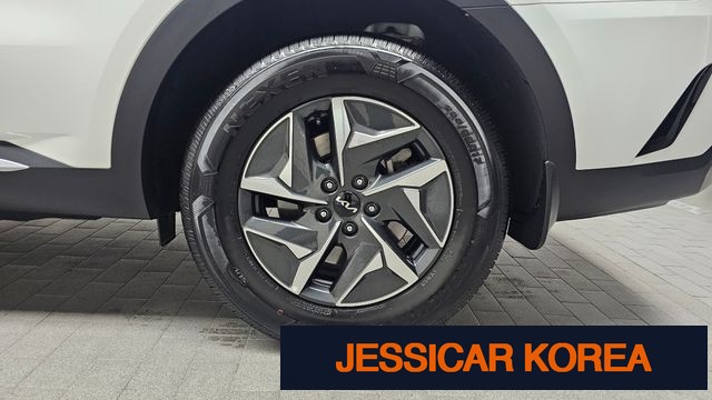 2023 Kia Sorento 4th Gen - Thumbnail 9