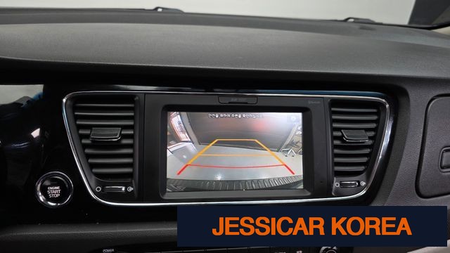 2017 Kia All New Carnival - Thumbnail 17