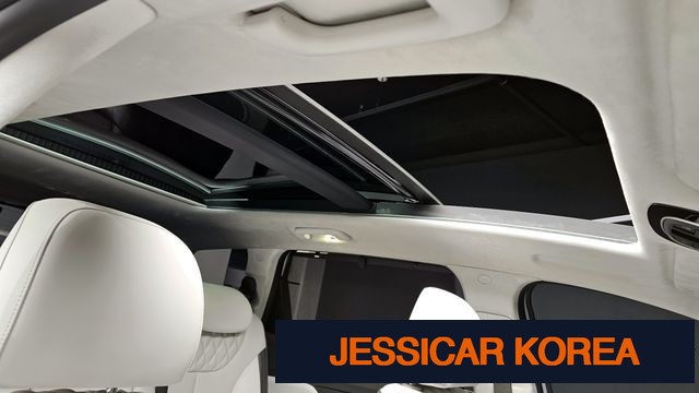2021 Hyundai The New Santa Fe - Thumbnail 3