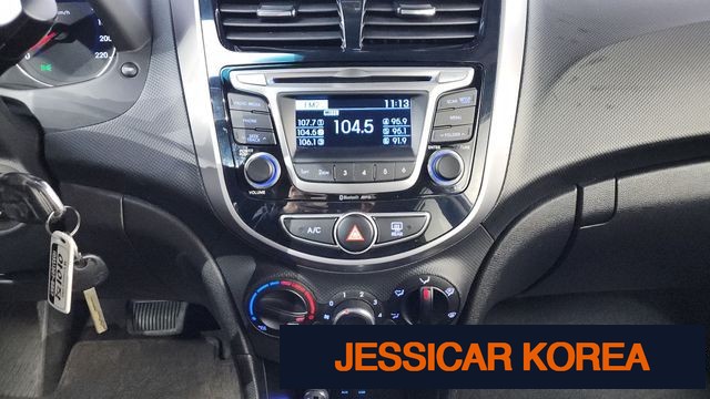 2017 Hyundai Accent (new model) - Thumbnail 2