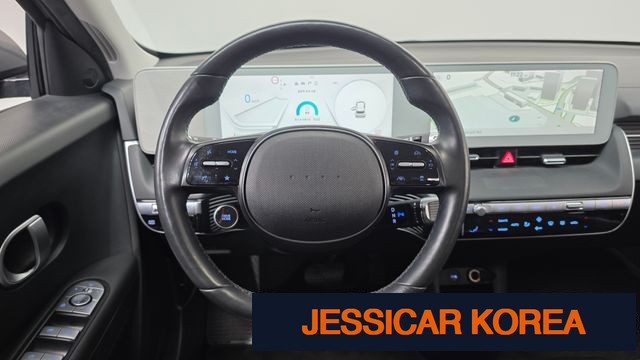 2023 Hyundai Ioniq 5 - Thumbnail 2