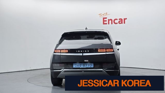2023 Hyundai Ioniq 5 - Thumbnail 19