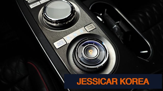 2022 Genesis GV70 - Thumbnail 12
