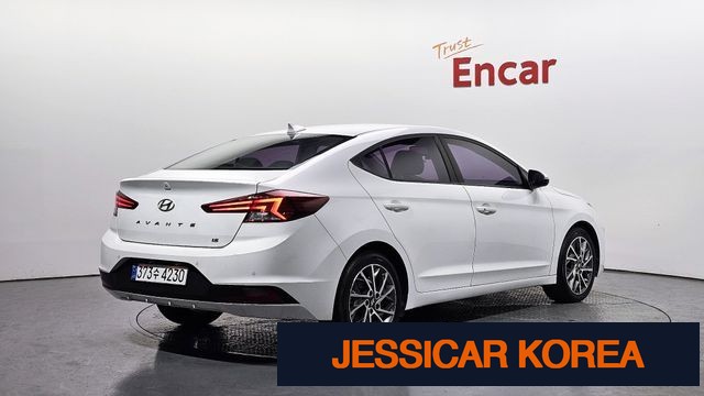 2019 Hyundai The New Avante AD - Thumbnail 2