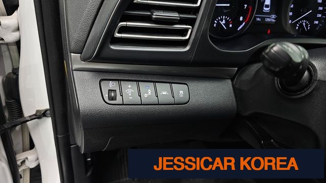 2019 Hyundai The New Avante AD - Thumbnail 9