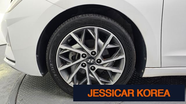 2019 Hyundai The New Avante AD - Thumbnail 15