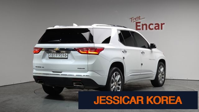 2020 Chevrolet Traverse - Thumbnail 7