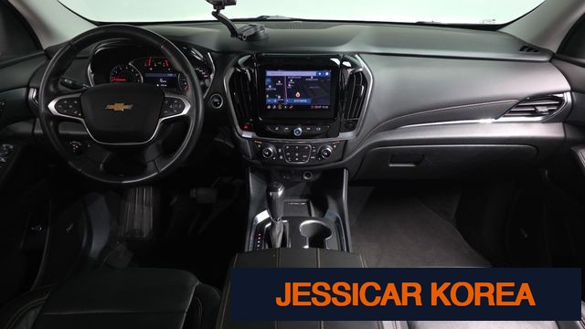 2020 Chevrolet Traverse - Thumbnail 18