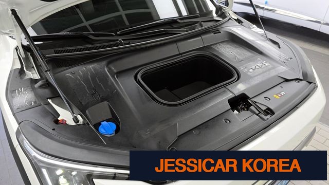 2026 Kia EV3 - Thumbnail 16