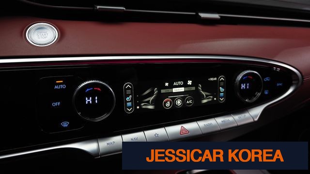 2022 Genesis GV70 - Thumbnail 8