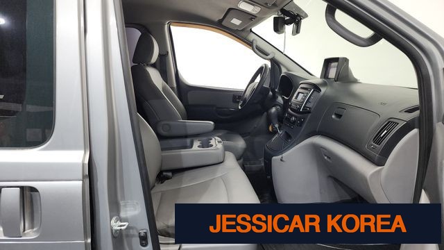2016 Hyundai Grand Starex - Thumbnail 7