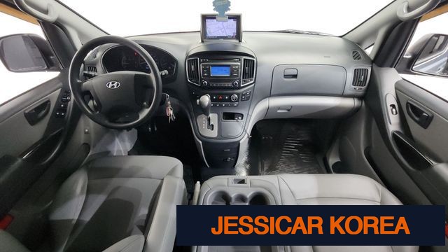 2016 Hyundai Grand Starex - Thumbnail 13