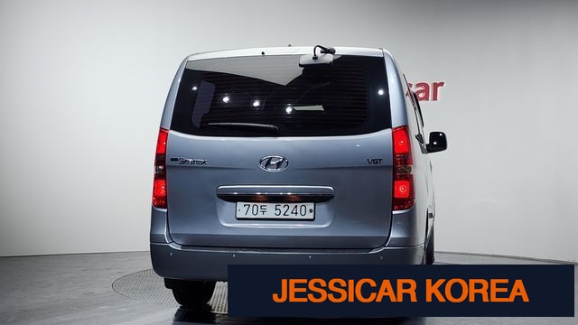 2016 Hyundai Grand Starex - Thumbnail 16