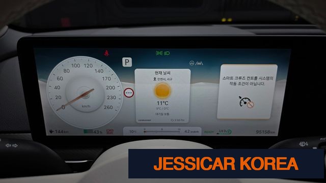 2022 Genesis GV60 - Thumbnail 7