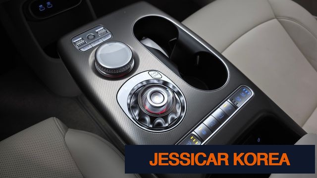 2022 Genesis GV60 - Thumbnail 12
