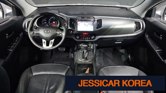2011 Kia Sportage R - Thumbnail 13