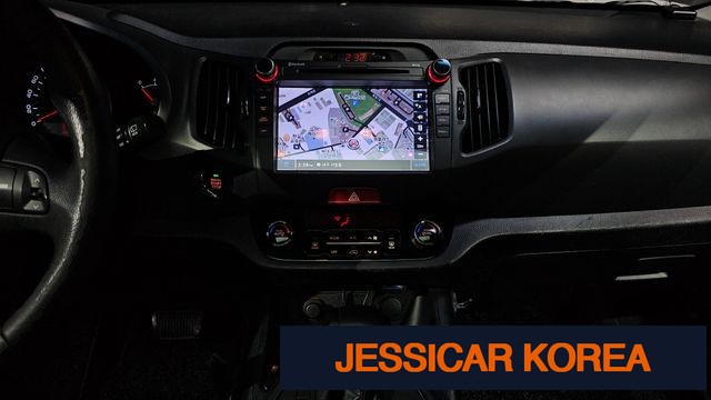 2011 Kia Sportage R - Thumbnail 17