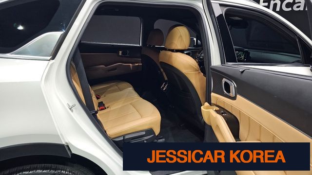 2023 Kia Sorento 4th Gen - Thumbnail 15