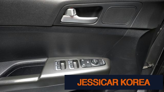 2016 Kia Sportage 4th generation - Thumbnail 6