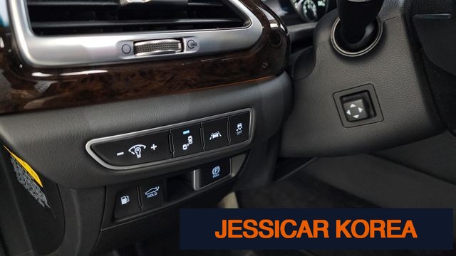 2019 Genesis G90 - Thumbnail 6