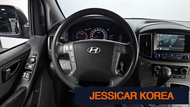 2017 Hyundai Grand Starex - Thumbnail 4