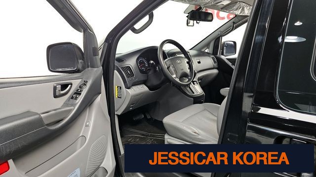 2017 Hyundai Grand Starex - Thumbnail 6
