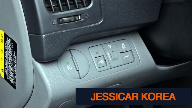 2017 Hyundai Grand Starex - Thumbnail 11