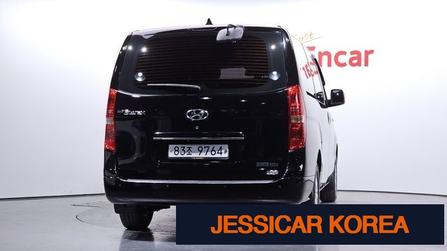 2017 Hyundai Grand Starex - Thumbnail 20