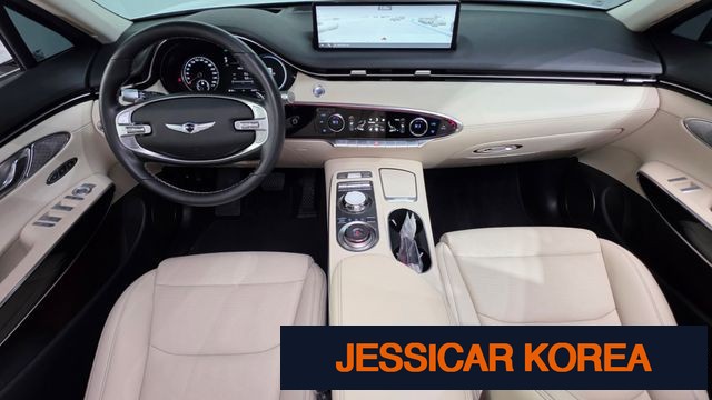2021 Genesis GV70 - Thumbnail 10