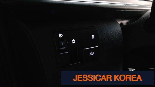 2023 Hyundai Staria - Thumbnail 8