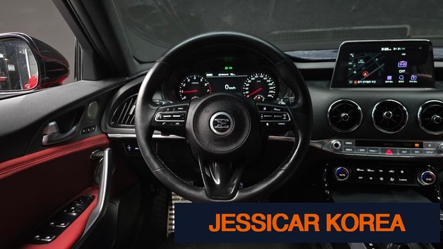 2020 Kia Stinger - Thumbnail 6