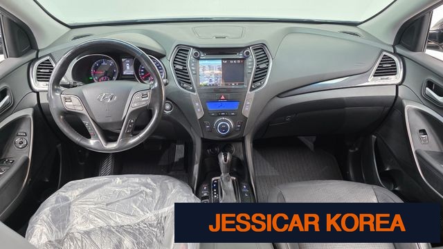 2013 Hyundai Santa Fe DM - Thumbnail 3