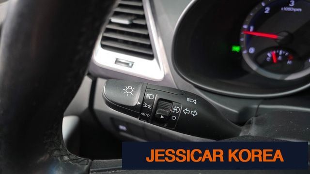 2013 Hyundai Santa Fe DM - Thumbnail 8