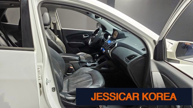 2014 Hyundai new tucson ix - Thumbnail 19
