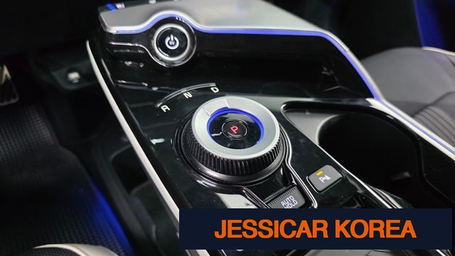 2023 Kia EV6 - Thumbnail 13